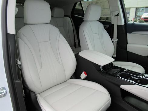 New 2026 Buick Envision Avenir image 8