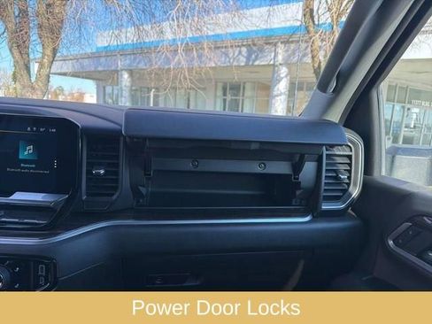 Used 2025 Chevrolet Silverado 2500 LT image 36