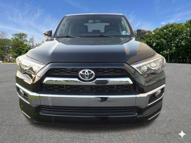 Used 2019 Toyota 4Runner Limited AWD/4WD image 3