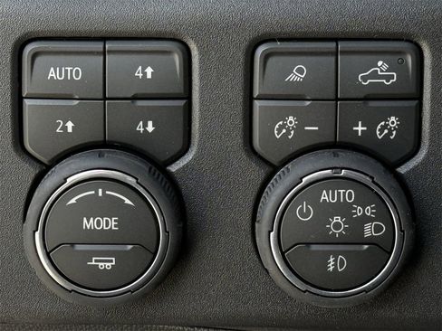 New 2026 Chevrolet Silverado 1500 LT Trail Boss w/ LT Trail Boss Premium Package image 16