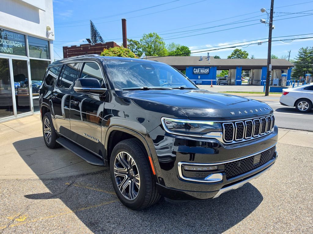 Used 2024 Jeep Wagoneer Series II AWD/4WD image 7