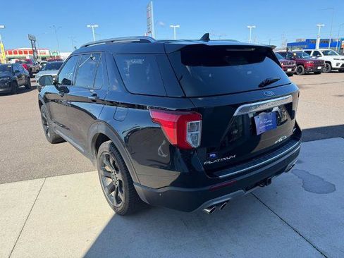 Certified 2021 Ford Explorer Platinum w/ Equipment Group 601A AWD/4WD image 5
