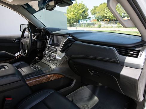 Used 2017 Chevrolet Tahoe Premier RWD image 24