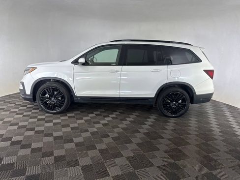 Used 2022 Honda Pilot Black Edition image 9