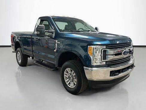 Used 2017 Ford F350 XL image 3