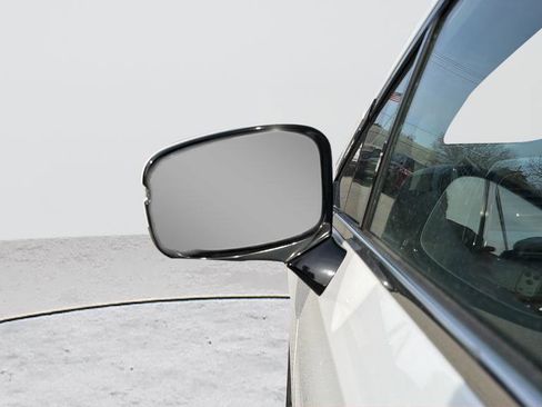 Used 2023 Honda Odyssey Elite image 24