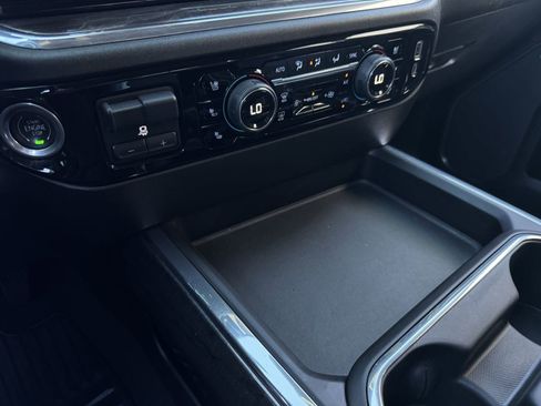 Used 2024 Chevrolet Silverado 2500 LTZ w/ LTZ Premium Package AWD/4WD image 26