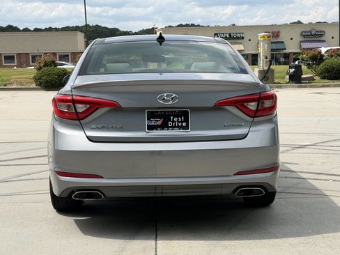 Used 2015 Hyundai Sonata Limited w/ Option Group 05 FWD image 20