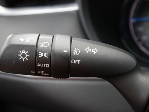 Used 2023 Toyota Venza Nightshade AWD/4WD image 27
