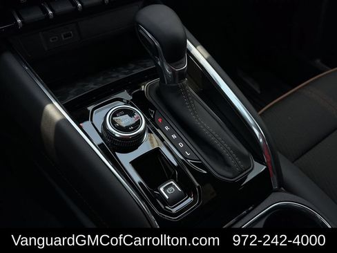 New 2026 GMC Canyon AT4 AWD/4WD image 15