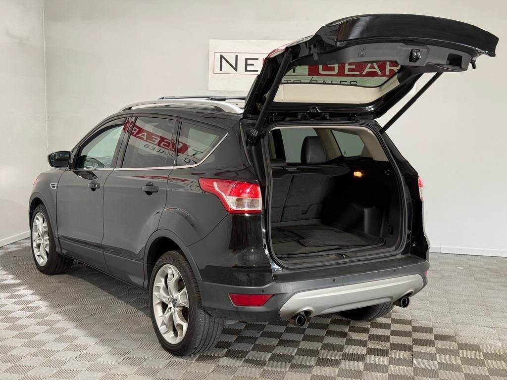 Used 2013 Ford Escape Titanium w/ Parking Technology Pkg FWD image 36