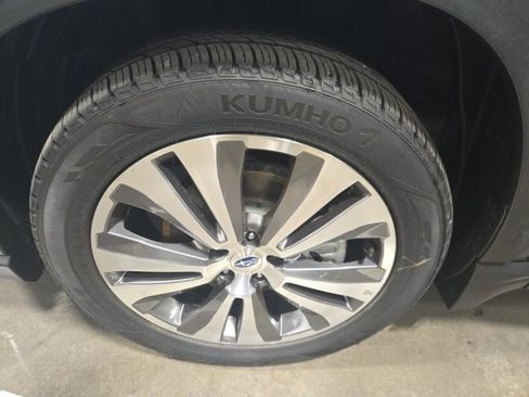 Used 2020 Subaru Ascent Limited w/ Technology Package image 10