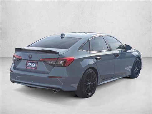 Used 2023 Honda Civic Sport image 5