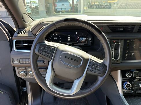 Used 2024 GMC Yukon XL Denali w/ Advanced Technology Package AWD/4WD image 13