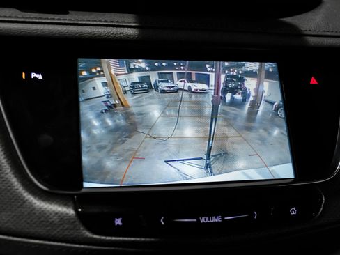 Used 2019 Cadillac XT5 Premium Luxury FWD image 23