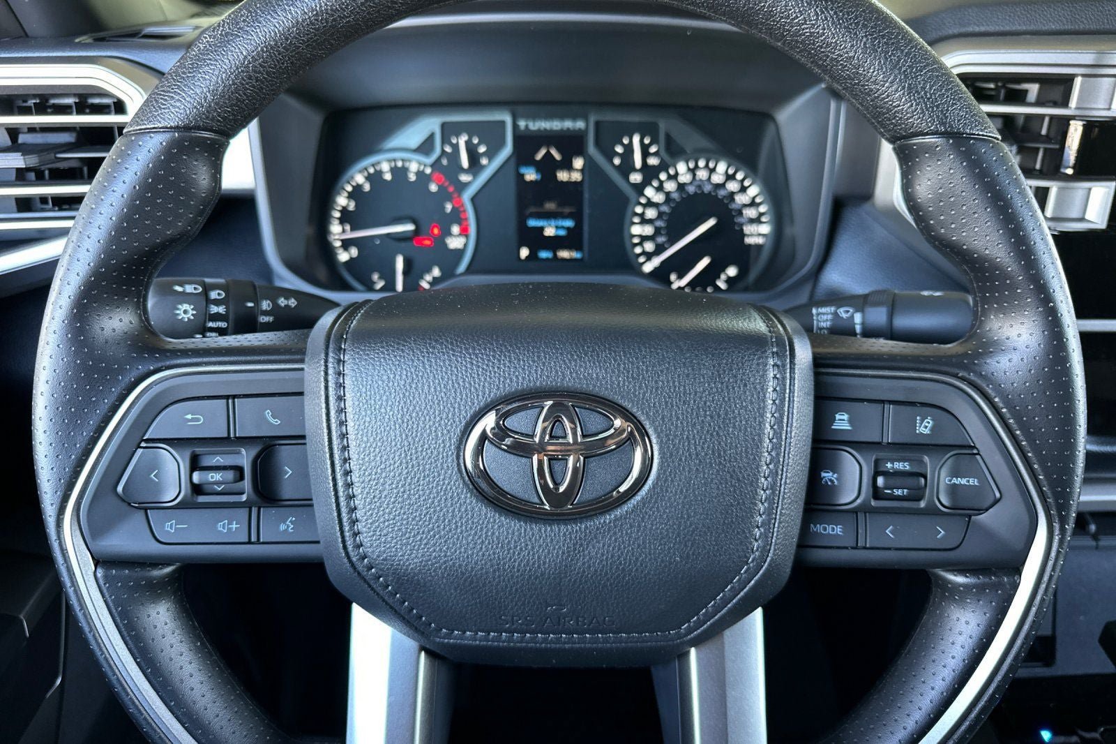 New 2026 Toyota Tundra SR5 w/ SR5 Convenience Package AWD/4WD image 26