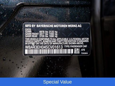 Used 2025 BMW 750e xDrive w/ Premium Package AWD/4WD image 24