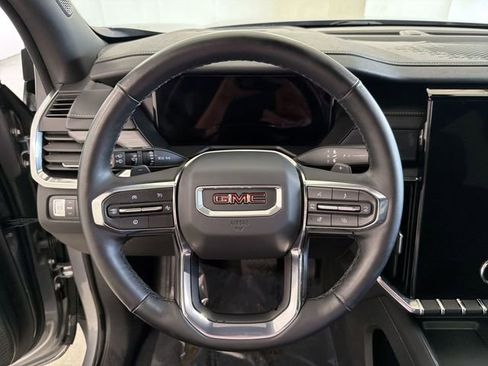 Certified 2025 GMC Acadia Elevation image 33