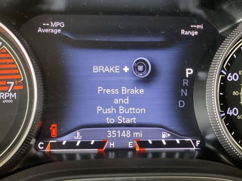 Used 2021 Jeep Cherokee Latitude Lux w/ Comfort/Convenience Group AWD/4WD image 18
