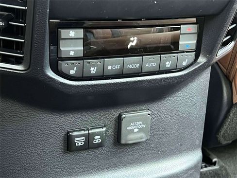 Certified 2025 Toyota Sequoia 1794 Edition image 18