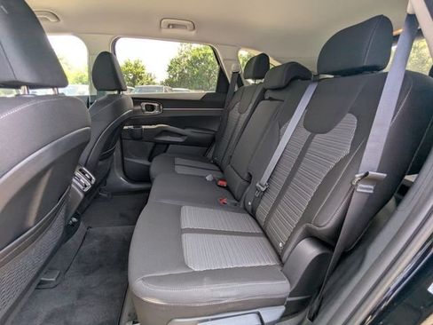 New 2026 Kia Sorento LX FWD image 16