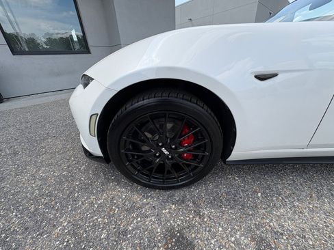 Certified 2023 MAZDA MX-5 Miata Club w/ Brembo/BBS Recaro Package RWD image 27