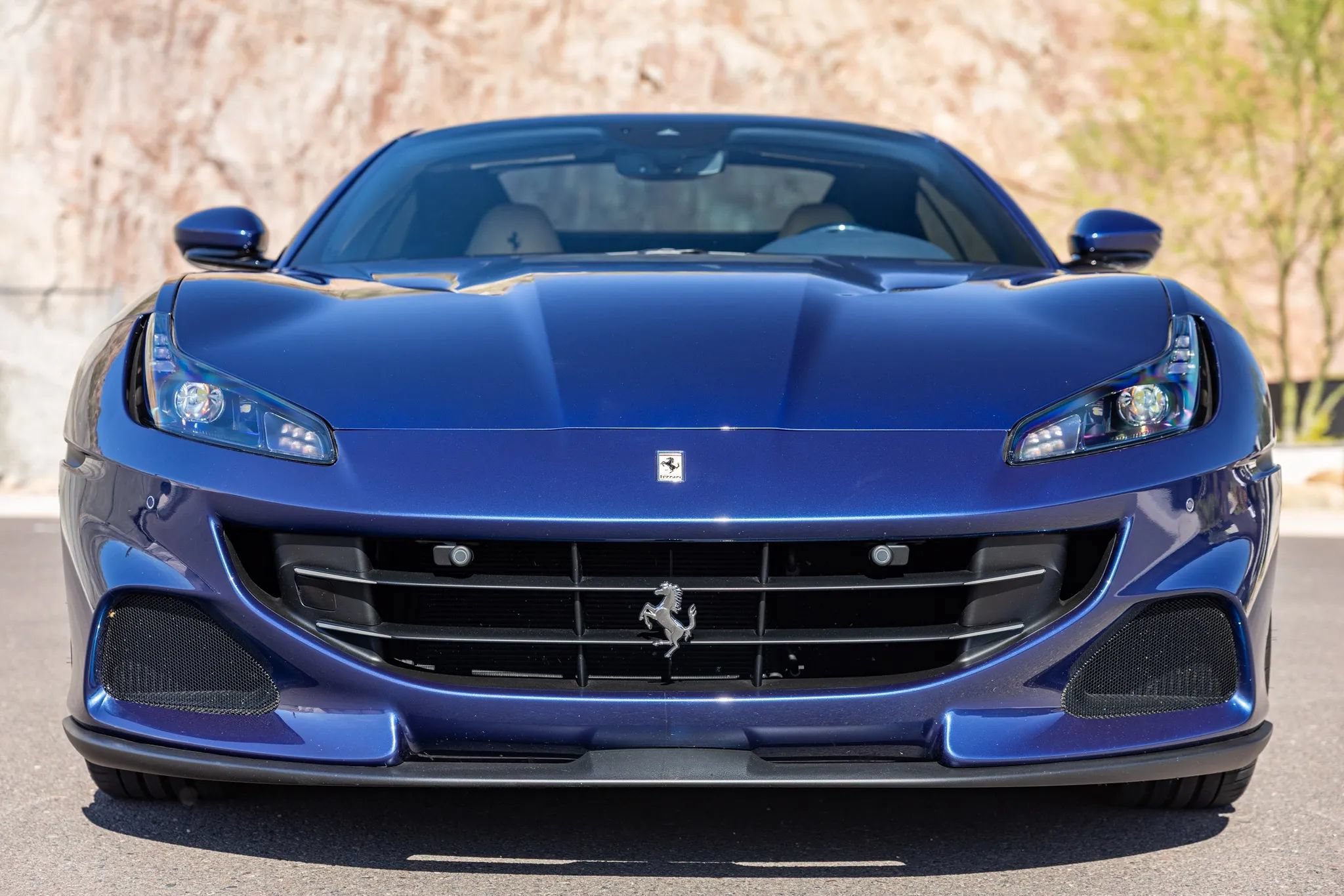 Used 2023 Ferrari Portofino M RWD image 8