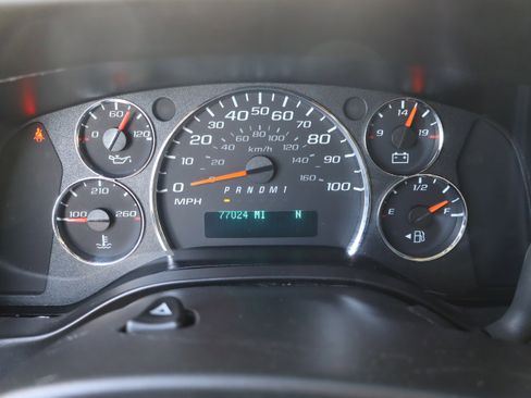 Used 2023 GMC Savana 2500 w/ Driver Convenience Package image 22