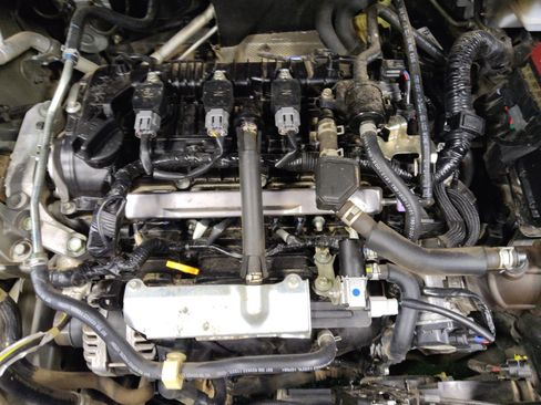 Used 2023 Nissan Versa SV FWD image 30