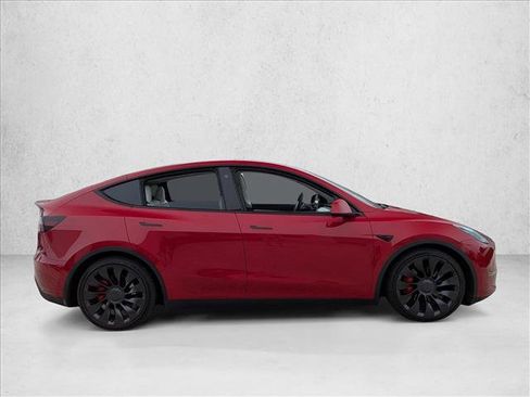 Used 2022 Tesla Model Y Performance image 4