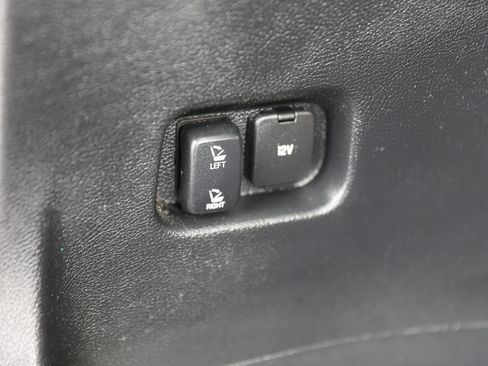 Used 2017 Ford Edge Titanium w/ Equipment Group 301A image 14