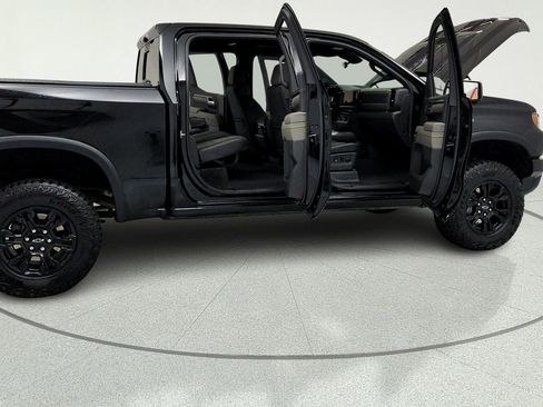 Certified 2025 Chevrolet Silverado 1500 ZR2 w/ Technology Package AWD/4WD image 13
