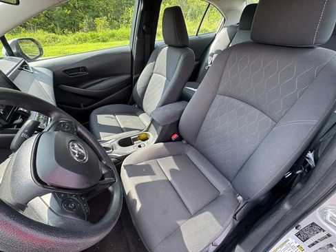 Used 2024 Toyota Corolla LE FWD image 13