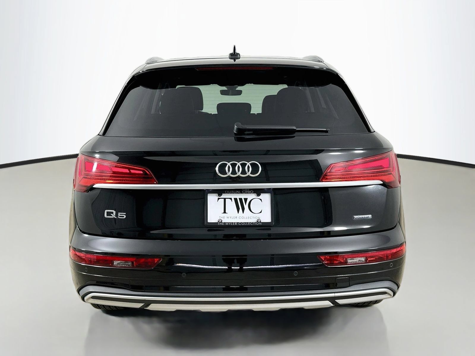 Used 2023 Audi Q5 Premium Plus AWD/4WD image 6