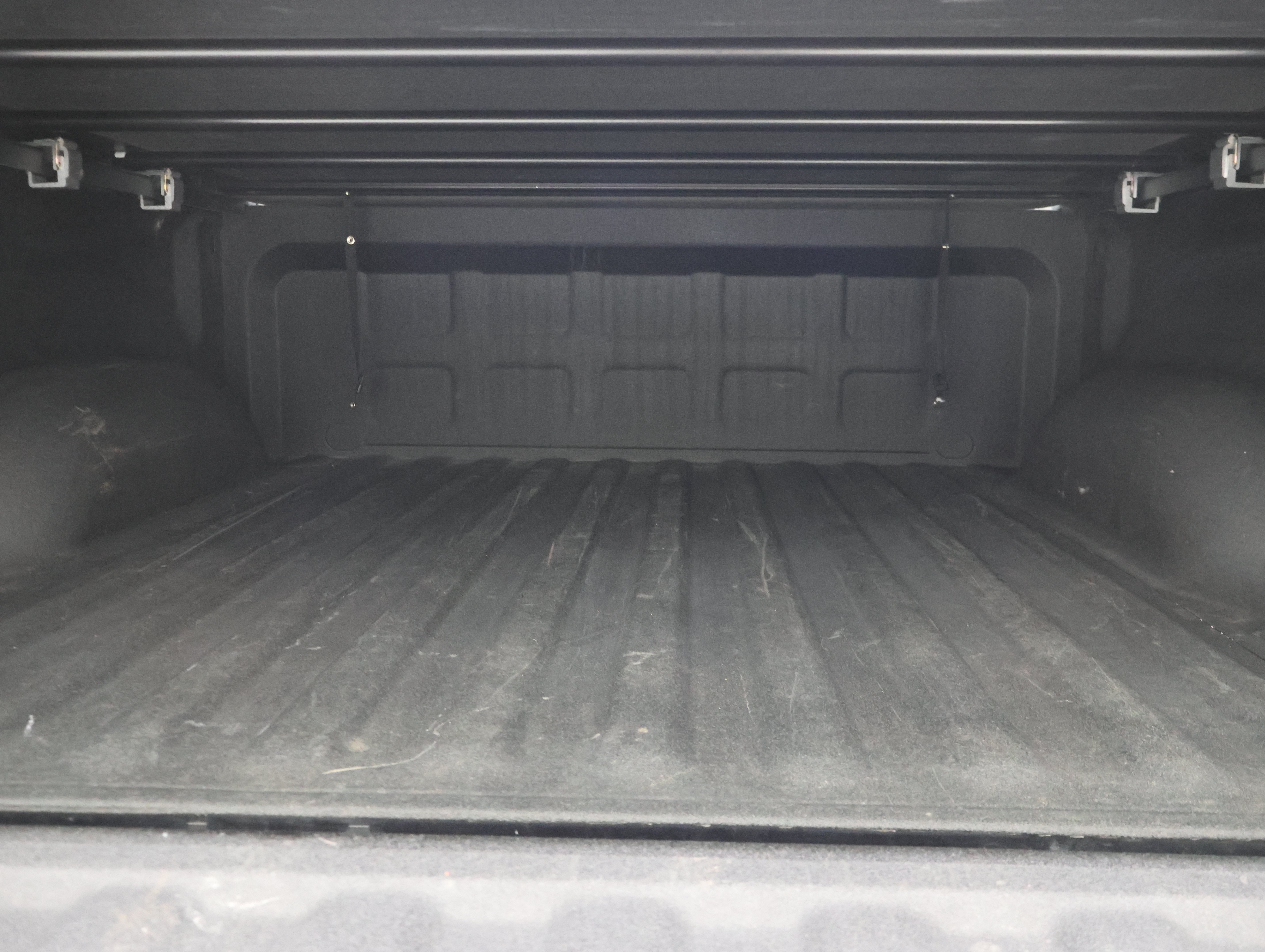 Used 2018 RAM 1500 Laramie w/ Convenience Group AWD/4WD image 30