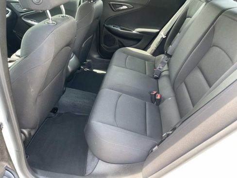 Used 2023 Chevrolet Malibu LS FWD image 11
