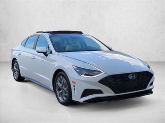 Certified 2023 Hyundai Sonata SEL w/ Convenience Package FWD video 3