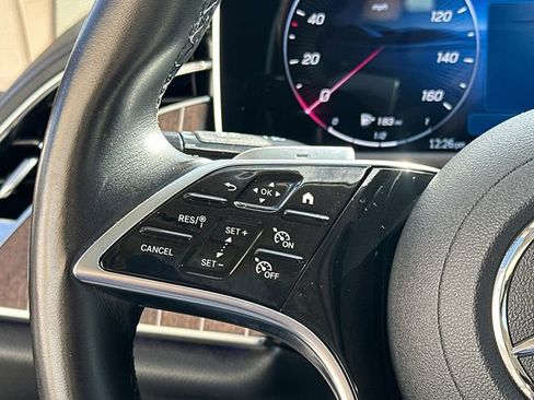 Used 2025 Mercedes-Benz E 350 4MATIC Sedan image 28