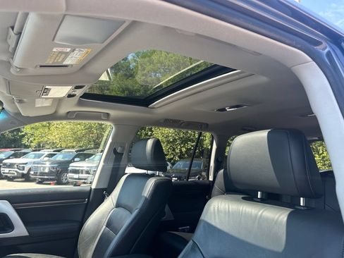 Used 2018 Toyota Land Cruiser AWD/4WD image 12
