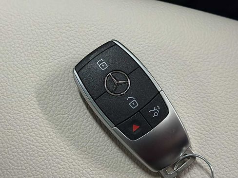 New 2026 Mercedes-Benz GLA 250 4MATIC image 37