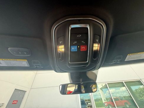 Certified 2025 Jeep Grand Cherokee Limited image 13