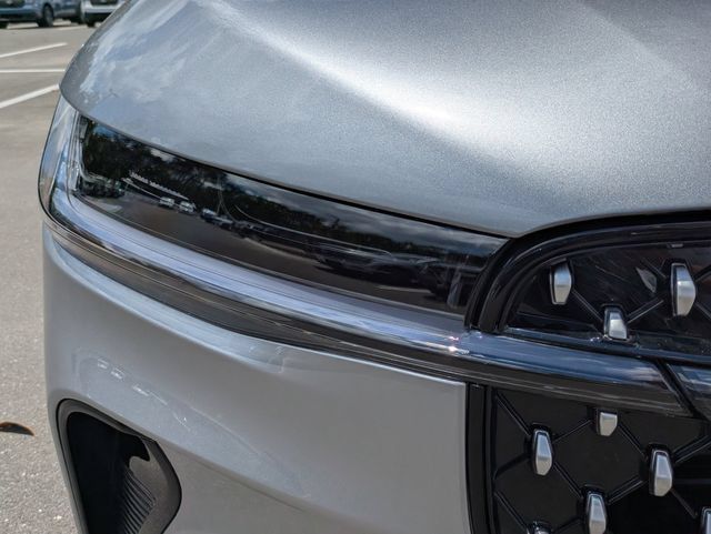 New 2026 Lincoln Nautilus Premier AWD/4WD image 10