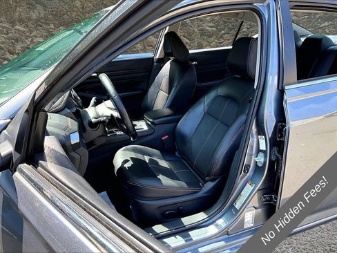 Used 2020 Nissan Altima 2.5 SR FWD image 22