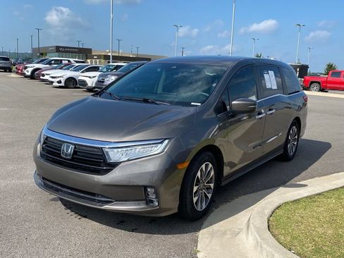Used 2021 Honda Odyssey EX-L image 3