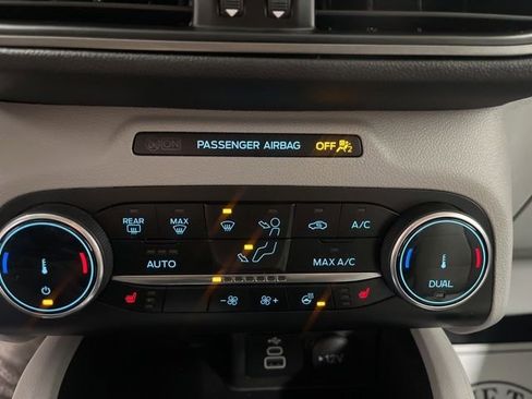 Used 2024 Ford Escape Active image 41