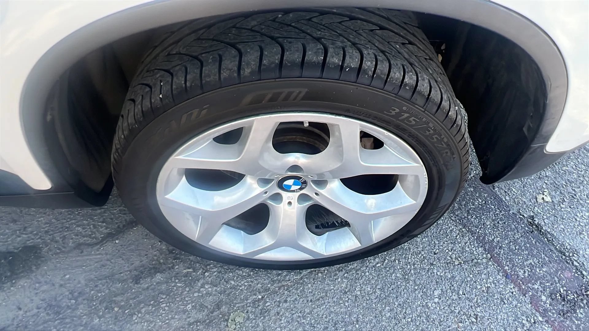 Used 2011 BMW X6 xDrive35i AWD/4WD image 25