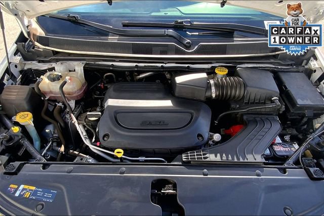 Used 2022 Chrysler Pacifica Touring-L FWD image 10