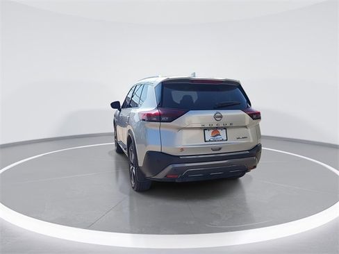 Used 2022 Nissan Rogue SL w/ SL Premium Package image 7