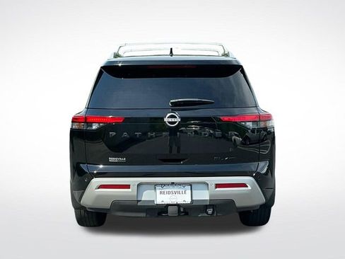 Used 2024 Nissan Pathfinder SL w/ SL Premium Package AWD/4WD image 5