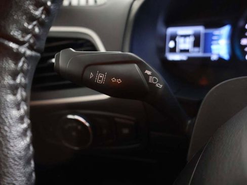 Used 2022 Ford Edge SEL image 39